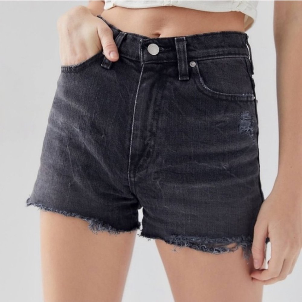 Urban Outfitters BDG Girlfriend High-Rise Short